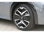 Peugeot 208 1.2 Hybrid 145PK AUTOMAAT GT | CAMERA VOOR + ACHTER | NAVIGATIE | DRAADLOZE APPLE CARPLAY/ANDROID AUTO | FULL LED KOPLAMPEN | LICHTMETALEN VELGEN 17" | DODEHOEK DETECTIE | DRAADLOZE TELEFOONLADER | KEYLESS ENTRY/START | DAB+ RADIO | ADAPTIVE CRUISE CONTROL |