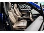 Porsche Macan Turbo 100 kWh *Burmester / Vierwielbesturing / Bijrijder-Display / Stoelventilatie / Panorama / 18-wegs / HUD / Keyless*