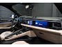 Porsche Macan Turbo 100 kWh *Burmester / Vierwielbesturing / Bijrijder-Display / Stoelventilatie / Panorama / 18-wegs / HUD / Keyless*