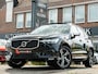 Volvo XC60 2.0 T5 AWD Inscription R-DESIGN PANO CAMERA ELEK TREKHAAK LEDER MEMORY STOELEN ADAP CRUISE