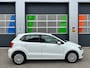 Volkswagen Polo COMF. LINE / Cruise control / Airco / Navi / Bluetooth / All season banden
