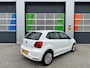 Volkswagen Polo COMF. LINE / Cruise control / Airco / Navi / Bluetooth / All season banden