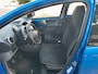 Peugeot 107 1.0-12V XS Mooie 107 met airco,centrale portervergrendeling in een frisse blauwe kleur!