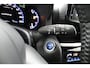 Toyota Yaris Cross 1.5 Hybrid Adventure | AWD | Leder-stof bekleding | Trekhaak | Stoelverwarming | Parkeersensoren |