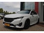 Peugeot 308 1.2 Hybrid 145PK AUTOMAAT GT | PANORAMA SCHUIF/KANTEL DAK | AFNEEMBARE TREKHAAK | NAVIGATIE | SENSATION PACK: FOCAL HIFI SYSTEM (PREMIUM HIFI SYSTEEM MET 10 SPEAKERS)/DRAADLOZE TELEFOONLADER | 360° VISION & DRIVE ASSIST PLUS PACK: ACHTERUITRIJCAMERA 360° VISEOPARK 3 (4 CAMERA'S)/PARKEERHULP VOOR EN ACHTER/ANTI DIEFSTAL ALARM/PEUGEOT i-COCKPIT MET CONFIGUREERBAAR 3D-INSTRUMENTENPANEEL/CLEAN CABIN | ALCANTARA EXECUTIVE PACK: BEKLEDING ALCANTARA/KUNSTLEDER INCL. ELEKTRISCH BEDIENBARE AGR STOEL EN MASSAGE OP BEIDE VOORSTOELEN | 18" LICHTMETALEN VELGEN "PORTLAND" | NAVIGATIE | DRAADLOZE APPLE CARPLAY/ANDROID AUTO | KEYLESS ENTRY/START | SFEER VERLICHTING | ZWARTE HEMELBEKLEDING | FULL LED MATRIX KOPLAMPEN |