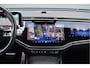 Mercedes-Benz E-klasse Estate 300 e AMG Line | PANO | SUPERSCREEN | BURMESTER | ACC | HUD |