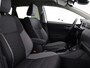 Toyota Auris 1.8 Hybrid Executive . GARANTIE TOT 02-2029 . STOEL VERWARMING . NAVIGATIE . CRUISE CONTROL .