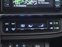 Toyota Auris 1.8 Hybrid Executive . GARANTIE TOT 02-2029 . STOEL VERWARMING . NAVIGATIE . CRUISE CONTROL .