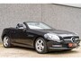 Mercedes-Benz SLK 200 Roadster Automaat / Leder / Nekverwarming / Climate Control / Cruise Control / Sportstuur / Navigatie / Windschermen / Parkeersensoren V+A