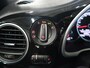 Volkswagen Beetle 1.2 TSI Design 2018 Airco-ecc Navigatie App connect Stoelverwarming 18 inch Disc LED Chroompakket Boekjes aanwezig Windscherm Zeer nette auto Lage km.stand
