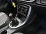 Volkswagen Beetle 1.2 TSI Design 2018 Airco-ecc Navigatie App connect Stoelverwarming 18 inch Disc LED Chroompakket Boekjes aanwezig Windscherm Zeer nette auto Lage km.stand