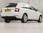 Skoda Octavia Combi 1.4 TSI Greentech Sport 150Pk Automaat (PANORAMADAK, APPLE CARPLAY, GROOT NAVI, CAMERA, LEDER/ALCANTARA, SPORTSTOELEN, STOELVERWARMING, GETINT GLAS, NIEUWSTAAT)