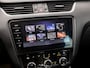 Skoda Octavia Combi 1.4 TSI Greentech Sport 150Pk Automaat (PANORAMADAK, APPLE CARPLAY, GROOT NAVI, CAMERA, LEDER/ALCANTARA, SPORTSTOELEN, STOELVERWARMING, GETINT GLAS, NIEUWSTAAT)
