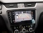 Skoda Octavia Combi 1.4 TSI Greentech Sport 150Pk Automaat (PANORAMADAK, APPLE CARPLAY, GROOT NAVI, CAMERA, LEDER/ALCANTARA, SPORTSTOELEN, STOELVERWARMING, GETINT GLAS, NIEUWSTAAT)