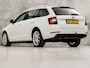 Skoda Octavia Combi 1.4 TSI Greentech Sport 150Pk Automaat (PANORAMADAK, APPLE CARPLAY, GROOT NAVI, CAMERA, LEDER/ALCANTARA, SPORTSTOELEN, STOELVERWARMING, GETINT GLAS, NIEUWSTAAT)