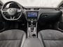 Skoda Octavia Combi 1.4 TSI Greentech Sport 150Pk Automaat (PANORAMADAK, APPLE CARPLAY, GROOT NAVI, CAMERA, LEDER/ALCANTARA, SPORTSTOELEN, STOELVERWARMING, GETINT GLAS, NIEUWSTAAT)