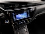 Toyota Auris Touring Sports 1.8 Hybrid Sport Automaat (NAVIGATIE, CAMERA, STOELVERWARMING, GETINT GLAS, SPORTSTOELEN, CRUISE, KEYLESS, NIEUWSTAAT)