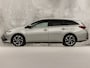 Toyota Auris Touring Sports 1.8 Hybrid Sport Automaat (NAVIGATIE, CAMERA, STOELVERWARMING, GETINT GLAS, SPORTSTOELEN, CRUISE, KEYLESS, NIEUWSTAAT)