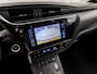 Toyota Auris Touring Sports 1.8 Hybrid Sport Automaat (NAVIGATIE, CAMERA, STOELVERWARMING, GETINT GLAS, SPORTSTOELEN, CRUISE, KEYLESS, NIEUWSTAAT)
