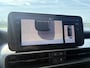 Jeep Avenger Summit 54 kWh | 1e Eigenaar | Adaptieve Cruise Control | Schuif/kanteldak | Lane Assist | Elektrische Verstelbare Bestuurdersstoel | Stoelverwarming | Apple Carplay | Navigatie