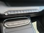 Jeep Avenger Summit 54 kWh | 1e Eigenaar | Adaptieve Cruise Control | Schuif/kanteldak | Lane Assist | Elektrische Verstelbare Bestuurdersstoel | Stoelverwarming | Apple Carplay | Navigatie