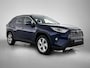 Toyota RAV4 2.5 Hybrid Executive | Panorama schuif/kantel dak | JBL | Elektrisch verstelbare bestuurdersstoel met geheugen | Trekhaak | Lederen bekleding | 360 Camera + camera functie binnenspiegel | Navigatie |