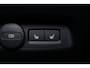 Volvo EX40 Single Motor Extended Range Ultra 82 kWh Panorama/schuifdak - IntelliSafe Assist & Surround - 360º Camera - Harman/Kardon audio - Verwarmde voorstoelen, stuur & achterbank - Parkeersensoren voor & achter - Elektr. bedienb. voorstoelen met geheugen links - Draadloze tel. lader - Warmtepomp - Extra getint glas - 20' LMV