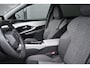 Peugeot 5008 1.2 Hybrid 145 Allure 7p tot 8 Jaar Garantie! | Navigatie | Achteruitrijcamera | Climate Control | Draadloos Apple Carplay & Android Auto | !!