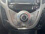 Hyundai ix20 1.6i Premium l Automaat, Stoel/stuur-verwarming, Camera, Cruise control, Multi-functioneel stuurwiel, Parkeersensoren achter, Lichtmetalen velgen,