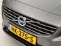 Volvo V60 2.0 T3 Nordic+ 152Pk (SCHUIFDAK, NAVIGATIE, MEMORY SEAT, LEDER, STOELVERWARMING, SPORTSTOELEN, PARKEERSENSOREN, CRUISE, NIEUWSTAAT)