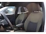 Toyota Yaris Cross 1.5 Hybrid Explore, LM Velgen, Parkeersensoren, Navi, Apple carplay / Android auto.