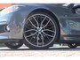 BMW 3-Serie (f30) 318i M-Sport | Cruise | Camera | Climate | Stoelverwarming | Navigatie | Carplay