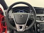 Volvo V40 2.0i T4 R-Design Navigatie-Cr.contr-Clima-Camera-Parkeersensoren-Panoramadak-Stoelverwarming-Leder-LED-Lm18''velgen