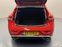 Volvo V40 2.0i T4 R-Design Navigatie-Cr.contr-Clima-Camera-Parkeersensoren-Panoramadak-Stoelverwarming-Leder-LED-Lm18''velgen