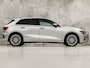 Audi A3 Sportback 30 TFSI Sport (APPLE CARPLAY, GROOT NAVI, CAMERA, ELEK STOEL, ADAPTIVE CRUISE, STOELVERWARMING, SPORTSTOELEN, GETINT GLAS, KEYLESS START, NIEUWSTAAT)