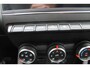Renault Clio 1.0 TCe 101 PK Zen | Parkeersensoren achter | NAVI | Apple car play |