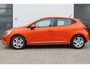 Renault Clio 1.0 TCe 101 PK Zen | Parkeersensoren achter | NAVI | Apple car play |