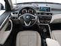 BMW X1 sDrive20i Orange Edition II | Leder | Trekhaak | Head-up | Park assist | Sfeerverlichting | Stoelverwarming | Climate control | Full LED | Navigatie |