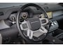 Land Rover Defender 110 P400e | PANORAMADAK | STOELVERWARMING | COLD CLIMATE PACK INCL. VOORRUIT EN STUURWIELVERWARMING | ELEK. TREKHAAK | LED KOPLAMPEN | VIRTUAL MIRROR | KOELKAST |