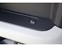 Land Rover Defender 110 P400e | PANORAMADAK | STOELVERWARMING | COLD CLIMATE PACK INCL. VOORRUIT EN STUURWIELVERWARMING | ELEK. TREKHAAK | LED KOPLAMPEN | VIRTUAL MIRROR | KOELKAST |