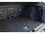 Volvo XC40 T4 Inscription | Trekhaak uitklapbaar (semi-elektrisch) | Parkeercamera | Verwarmbare Voorstoelen | Lederen Bekleding | Extra Getint Glas | 18'' Lichtmetalen Velgen | Navigatiesysteem full map + hard disk | Cruise Control | Bluetooth Telefonie & Multimedia | Start/stop systeem | Elektrisch bedienbare achterklep