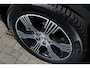 Volvo XC40 T4 Inscription | Trekhaak uitklapbaar (semi-elektrisch) | Parkeercamera | Verwarmbare Voorstoelen | Lederen Bekleding | Extra Getint Glas | 18'' Lichtmetalen Velgen | Navigatiesysteem full map + hard disk | Cruise Control | Bluetooth Telefonie & Multimedia | Start/stop systeem | Elektrisch bedienbare achterklep