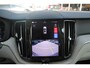 Volvo XC60 T6 Plug-in hybrid AWD R-Design Long Range | Panoramisch Schuif-/Kanteldak | Semi Elektr. Trekhaak | Power Seats incl. Memory | Verwarmbare voorstoelen en stuurwiel | Adaptive Cruise & Pilot Assist | Apple carplay/Android Auto | Keyless | Park Assist & Camera Achter |