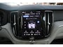Volvo XC60 T6 Plug-in hybrid AWD R-Design Long Range | Panoramisch Schuif-/Kanteldak | Semi Elektr. Trekhaak | Power Seats incl. Memory | Verwarmbare voorstoelen en stuurwiel | Adaptive Cruise & Pilot Assist | Apple carplay/Android Auto | Keyless | Park Assist & Camera Achter |