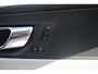 Volvo XC60 T6 Plug-in hybrid AWD R-Design Long Range | Panoramisch Schuif-/Kanteldak | Semi Elektr. Trekhaak | Power Seats incl. Memory | Verwarmbare voorstoelen en stuurwiel | Adaptive Cruise & Pilot Assist | Apple carplay/Android Auto | Keyless | Park Assist & Camera Achter |