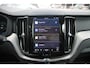 Volvo XC60 T6 Plug-in hybrid AWD Ultra Black Edition | Premium Harman/Kardon Audio | Panoramisch Schuif-/Kanteldak | Head-Up Display | Google Services | BLIS | Elektrische achterklep | Verwarmbaar stuurwiel | Keyless | Elektrisch verstelbare voorstoelen met geheugen | Stoelverwarming voor en achter |
