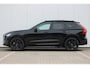 Volvo XC60 T6 Plug-in hybrid AWD Ultra Black Edition | Premium Harman/Kardon Audio | Panoramisch Schuif-/Kanteldak | Head-Up Display | Google Services | BLIS | Elektrische achterklep | Verwarmbaar stuurwiel | Keyless | Elektrisch verstelbare voorstoelen met geheugen | Stoelverwarming voor en achter |