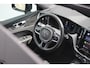 Volvo XC60 T6 Plug-in hybrid AWD Ultra Black Edition | Premium Harman/Kardon Audio | Panoramisch Schuif-/Kanteldak | Head-Up Display | Google Services | BLIS | Elektrische achterklep | Verwarmbaar stuurwiel | Keyless | Elektrisch verstelbare voorstoelen met geheugen | Stoelverwarming voor en achter |