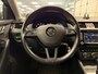 Skoda Octavia Combi 1.0 TSI Greentech Ambition Business * Automaat / 1e Eig / Trekhaak / Navigatie / NL Auto *