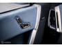 BMW iX xDrive40 High Executive 77 kWh | Trekhaak | Panorama | Laser LED | HUD | alcantara | Dealer onderhouden | 360 camera | SOH 97,3 | Rijklaarprijs | Fabrieksgarantie | Carplay | 2500 kg trekvermogen |